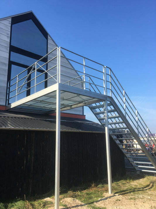 Installation af trappe og repos - Bang & Vejborg